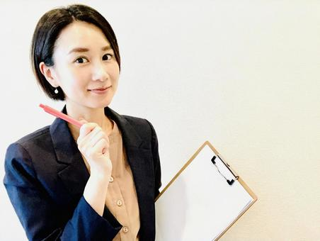 ahamoの審査は2種類