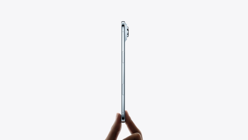 iPhone Airのボディ